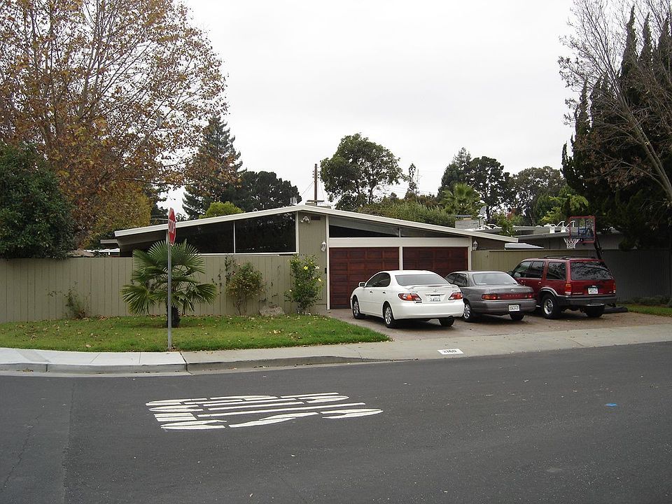 1st image of 2160 Edgewood Dr