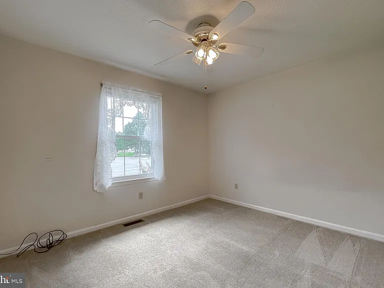 109 Morris Dr — Photo 25