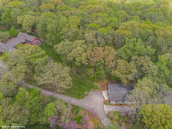 2nd image of 2577 SE Woodridge Dr