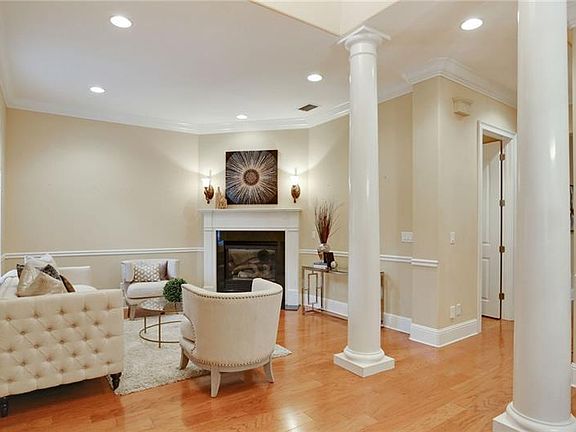 3rd image of 4008 W Corona St