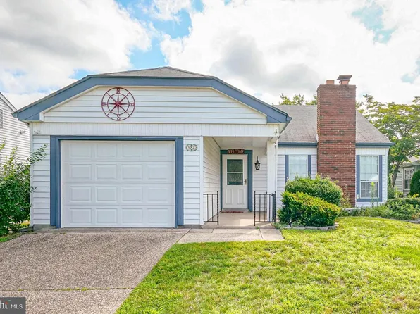987 Westminster Dr N, Vincentown, NJ 08088