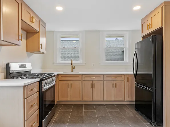 30 Wood St #30, Providence, RI 02909