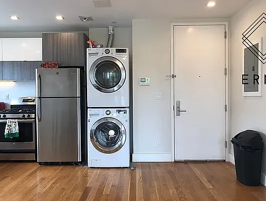 Rented by ERNY LLC | media 11