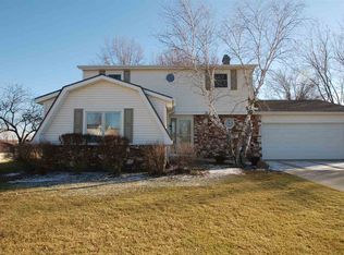 418 Willowbrook Trl, Bluffton, IN 46714