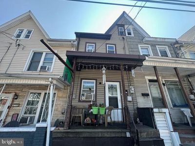 144 W Girard St, Mount Carmel, PA, 17851