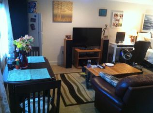 1920 N Dinwiddie St, Arlington, VA 22207