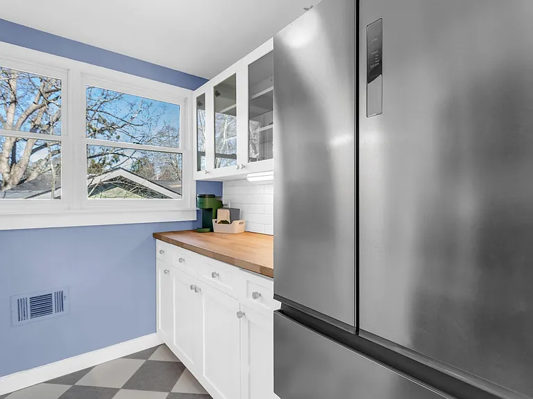 1050 Tilden St NW #A — Photo 2