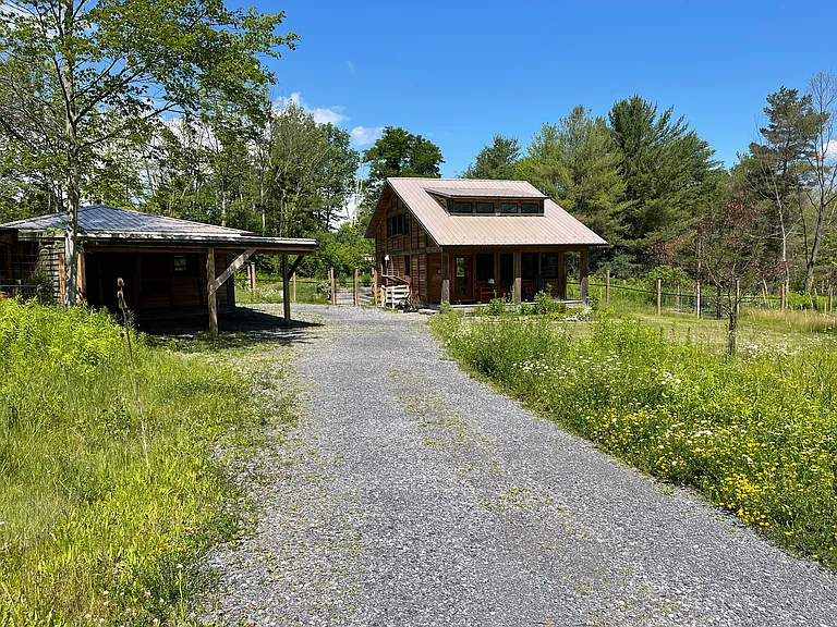 1614 Ellis Hollow Rd — Photo 10