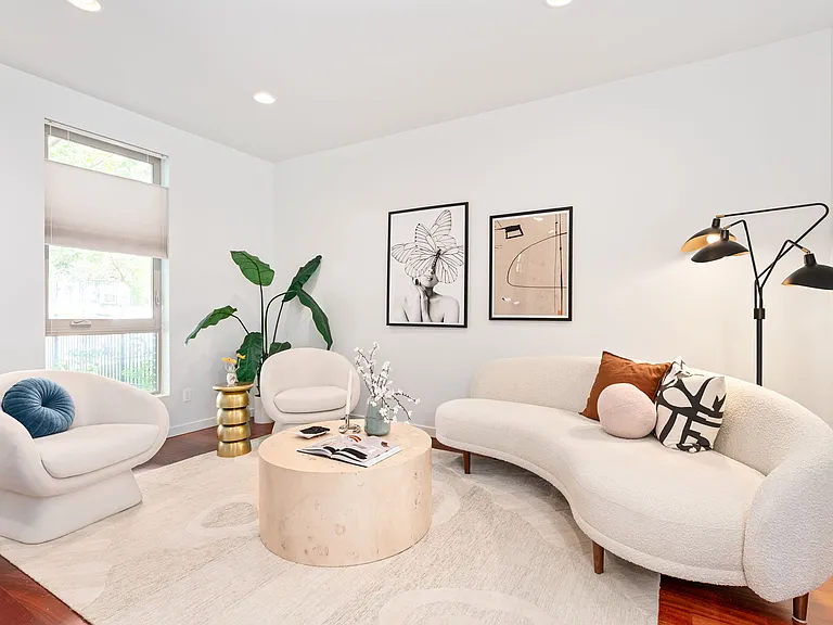2155 S Logan St #2155 — Photo 60