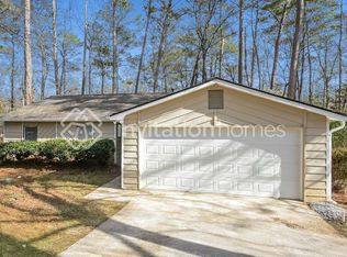 454 Fieldstream Way, Lawrenceville, GA 30044