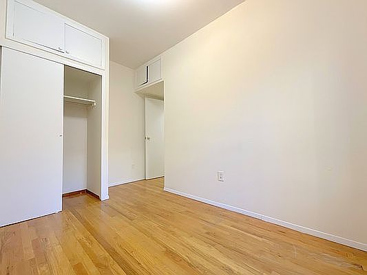 4th image of 338 E 92nd St APT 20