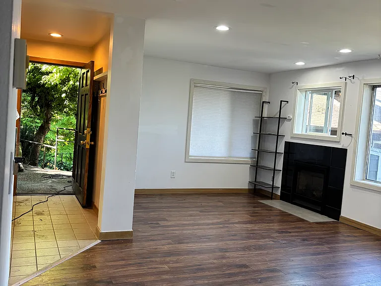 1909 Broadway E #1905 — Photo 7