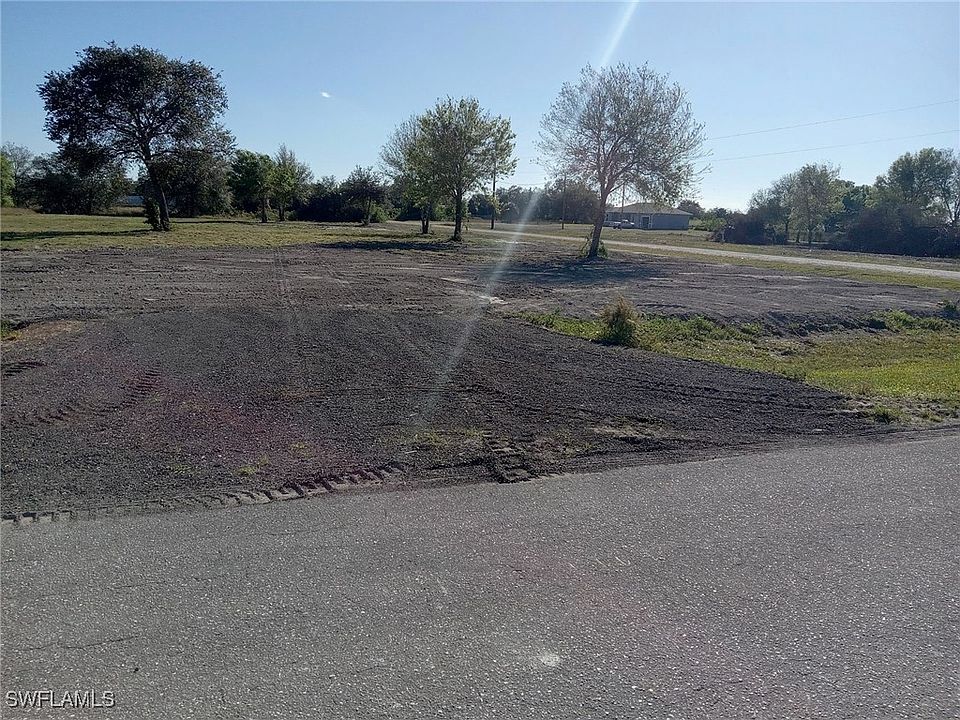 2nd image of 200 Bald Cypress Ave