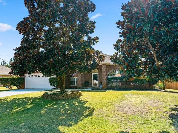 6669 Liberty St, Navarre, FL 32566