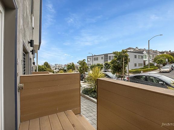 3rd image of 70 Terra Vista Ave APT A