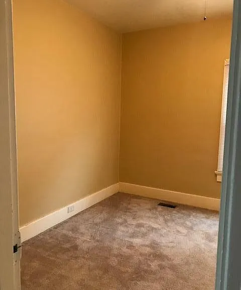 2216 Woodbourne Ave — Photo 3