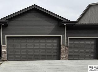 12033 S 46th St, Bellevue, NE 68133