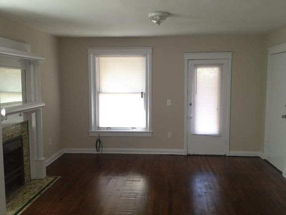 2nd image of 2547 Cherry St