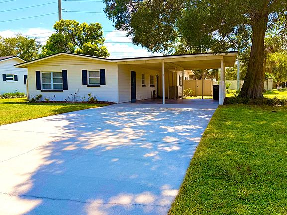 2nd image of 513 Balfour Dr