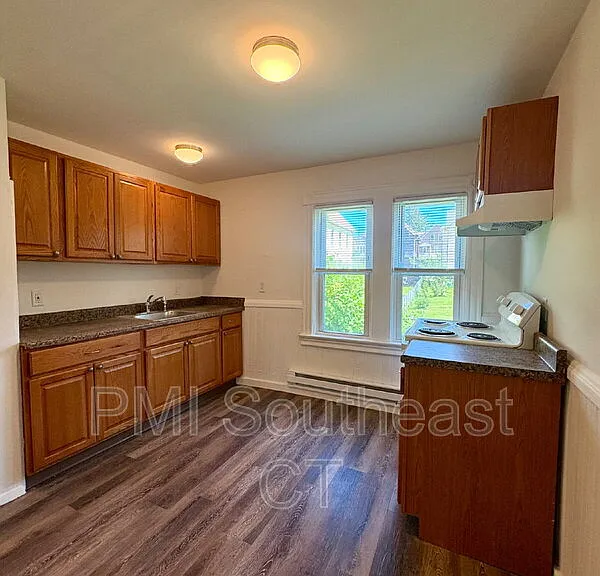 7 Griswold Ct #1 — Photo 10