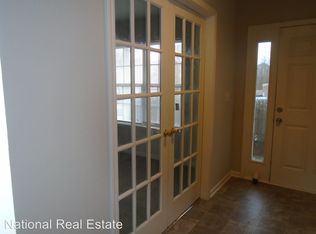 548 Moss Stream Ln, Charlotte, NC 28214