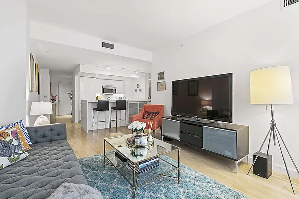 Rented by Compass | media 12