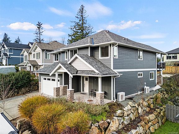 3rd image of 6912 Blanchard Rd