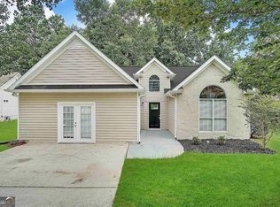 335 Fallview Dr, McDonough, GA 30253