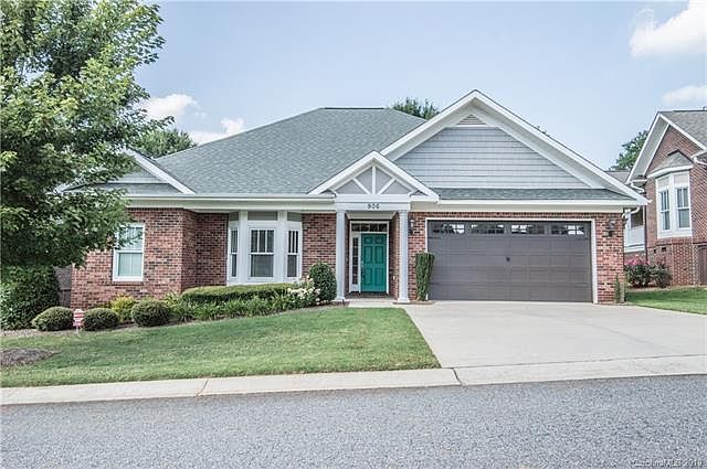 1st image of 906 Hatchery Ln