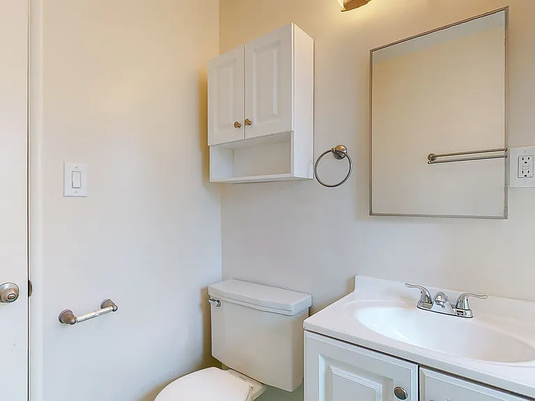 11284 Montana Ave #11 — Photo 12