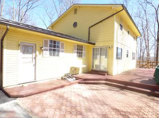 128 Gabriel Dr, East Stroudsburg, PA