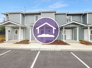 120 NE 10th Ave #A4, Oak Harbor, WA 98277
