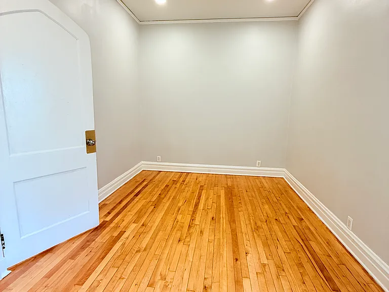 3255 N Kenneth Ave #H — Photo 20