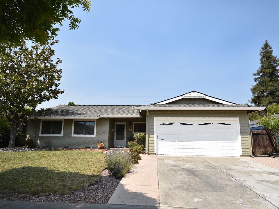 1st image of 1057 Arlington Ln