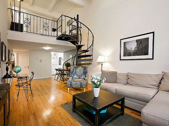 3rd image of 219 E 25th St APT 1B