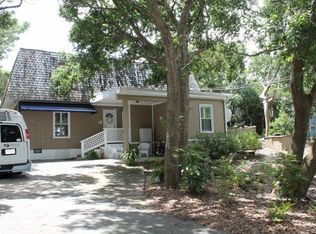 119 Hoop Pole Creek Dr, Atlantic Beach, NC 28512