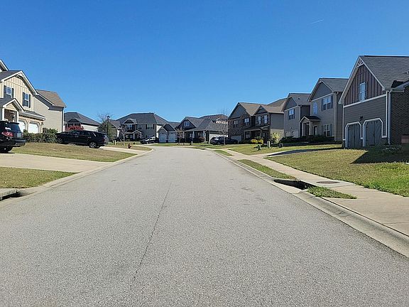 4th image of 453 Reedy River Ct
