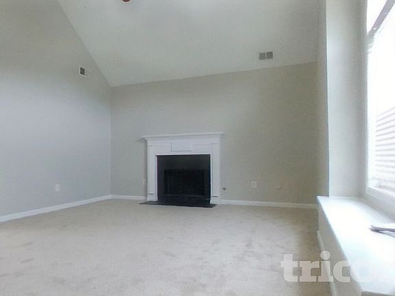 3rd image of 105 Rampart St
