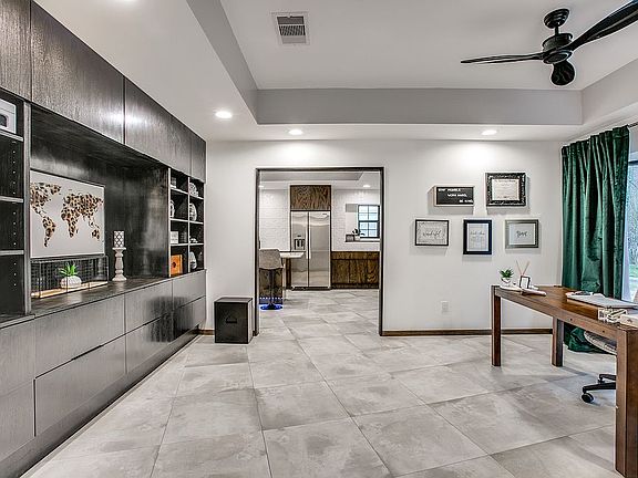 4th image of 10502 Jaycreek Dr