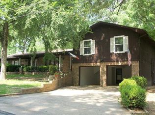 550 Pine Ter, Center, TX 75935