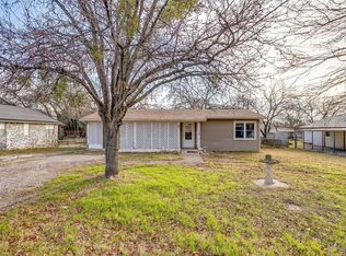 116 Westline Rd, Azle, TX 76020