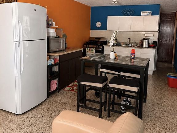 3rd image of Urb Santa Maria J19 Calle #11