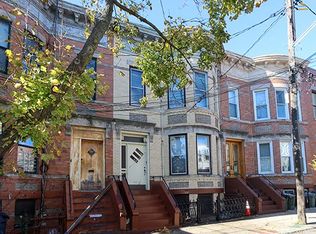 6614 Stier Pl, Ridgewood, NY 11385