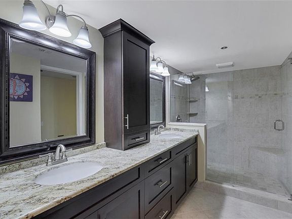 4th image of 4751 Gulf Shore Blvd N APT 804
