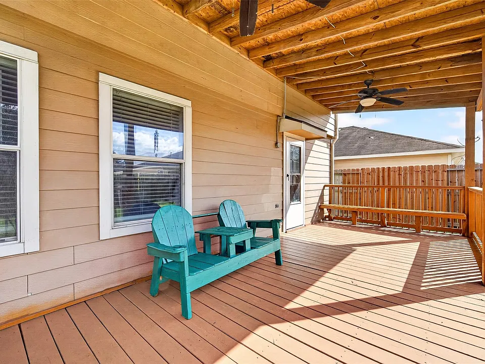 7275 Caracara Dr