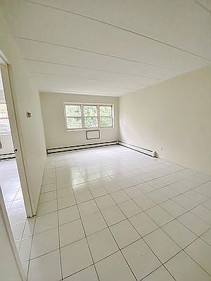5th image of 76-19 47th Ave #3B
