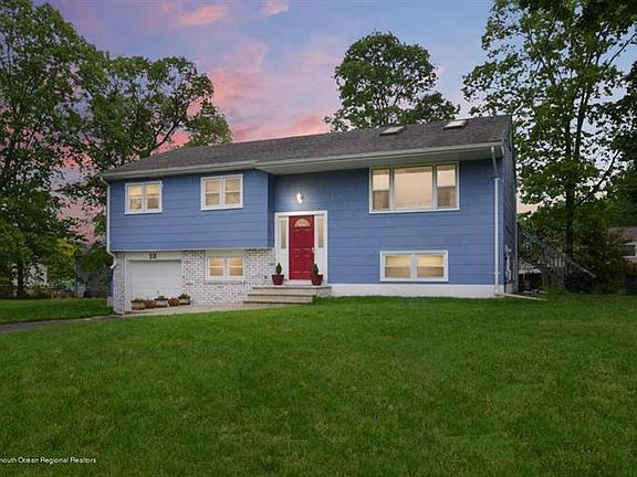 2nd image of 23 Wendy Ln