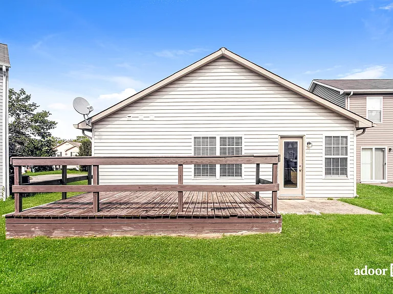 548 Sun Catcher Dr — Photo 15