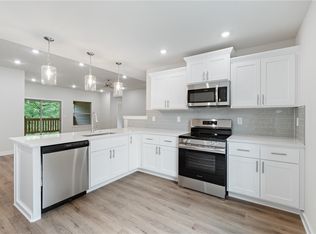 3 Islay Ln, Bella Vista, AR 72715