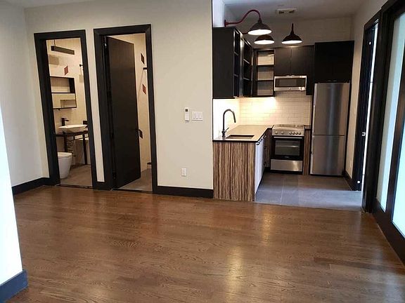 4th image of 803 Sterling Pl #4B